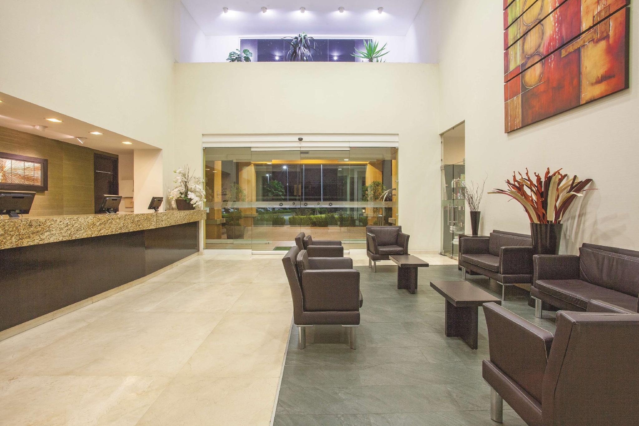 Hotel La Quinta by Wyndham Poza Rica Esterno foto
